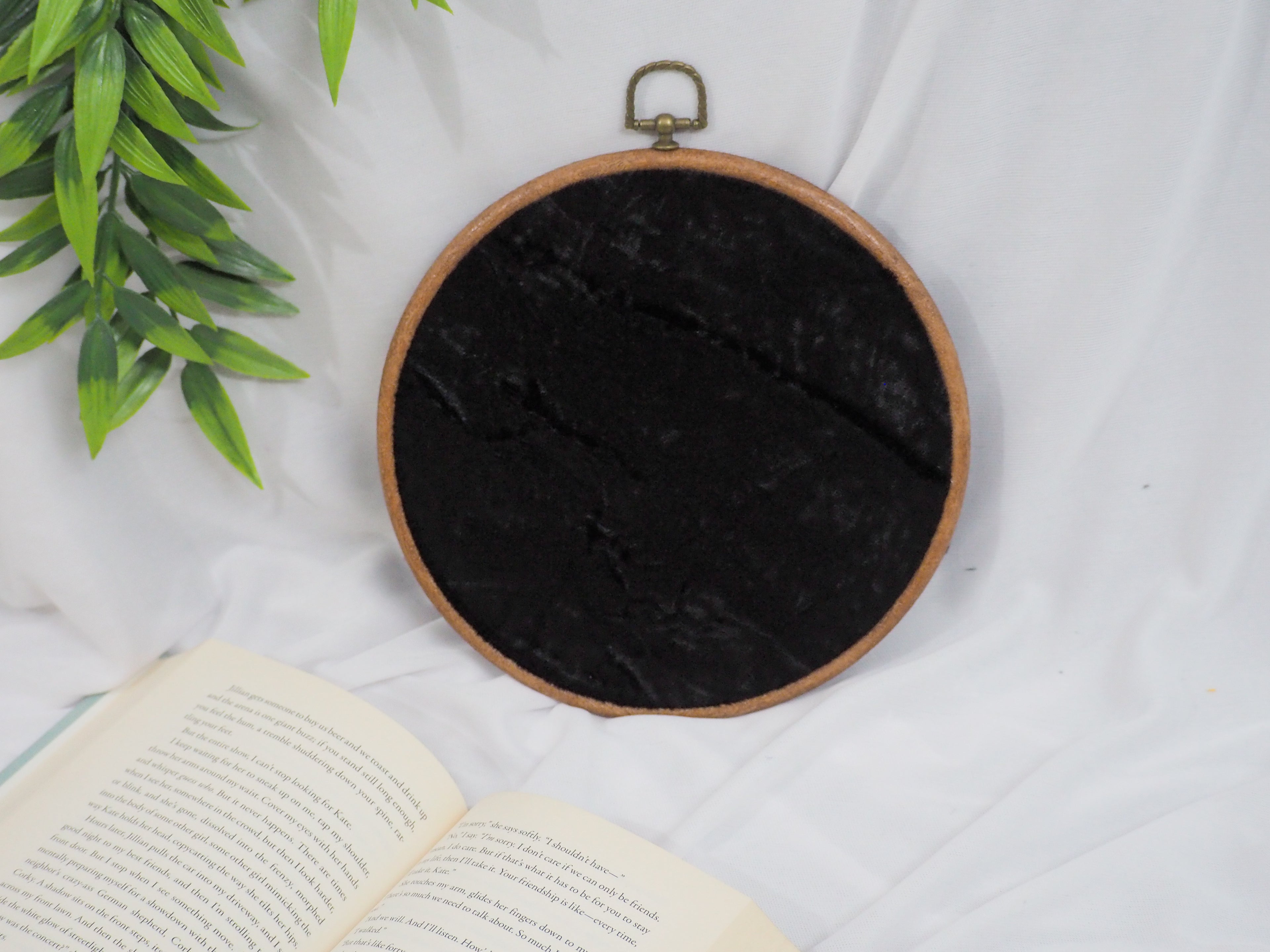 Black Velvet Enamel Pin Hoop Display